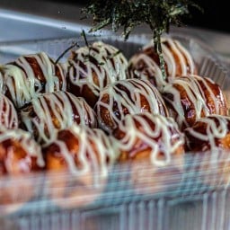 เอส.โอ.ทาโกยากิ หน้าเซเว่น อบต.ท่าซัก