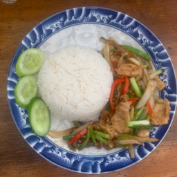 ผัดพริกอ่อนหมูชิ้น ตาฟลุ๊ค