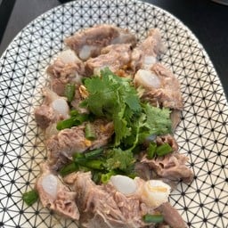 ซี่โครงหมูตุ๋นลวกจิ้ม