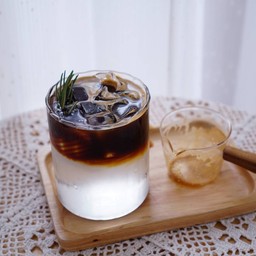 มะพร้าว แบลค คอฟฟี่