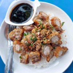 ข้าวหมูกรอบ