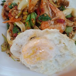 ร้านหนุ่มตามสั่ง