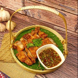 (กับข้าว) สามชั้นทอดน้ำปลา