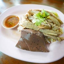 ข้าวหน้าเป็ดพะโล้