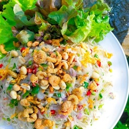 ยำวุ้นเส้นโบราณ