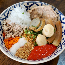 เย็นตาโฟต้มยำแห้ง