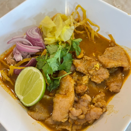ข้าวซอยหมู