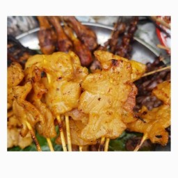หมูปิ้ง THANK YOU (ร้านรถเข็น ติดกำแพงรร.วัดเลียบฯ)