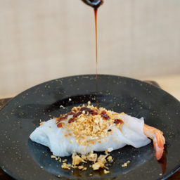 ปากหม้อกุ้งทั้งตัว