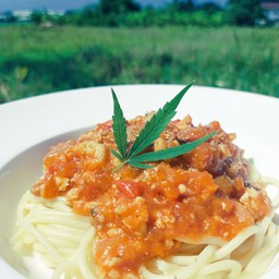 สปาเก็ตตี้ซอสมะเขือเทศ