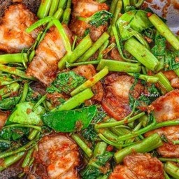 พริกแกงผักบุ้ง