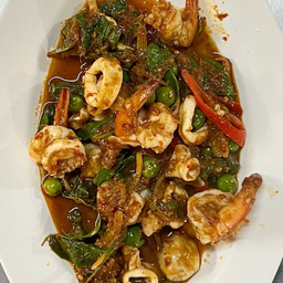 ผัดเผ็ดทะเล