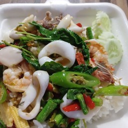 เจ๊เอื้อย ตามสั่ง
