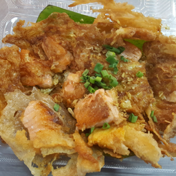 ปลาแซลม่อนทอด