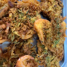 กุ้งทอดใบเล็บครุด