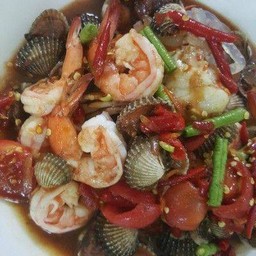 ตำเหลากุ้งหอยแครง