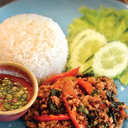 ข้าวราดกระเพรา