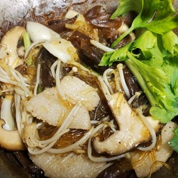 เห็ดรวม อบวุ้นเส้น