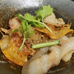 หมูสามชั้นอบวุ้นเส้น