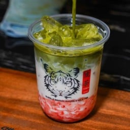 มัทชะสตอเบอรรี่ลาเต้