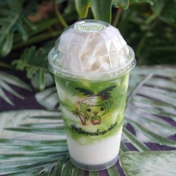ชาเขียวมะพร้าวนมสดปั่น ขนาด 16 ออนซ์