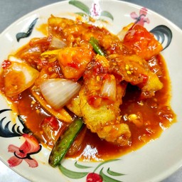 ปลากะพงทอดสามรส