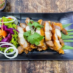 สามชั้นทอด