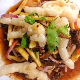 ยำมะม่วง+เล็บมือนาง