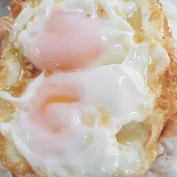 ข้าวไข่ดาว ไข่ 2 ฟอง