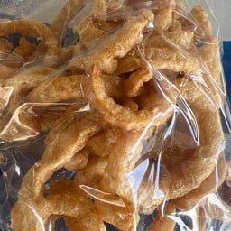 ก๋วยเตี๋ยวเรือแม่ทองสุข  ใกล้.ชัชวาล หน้า วัด ราษ