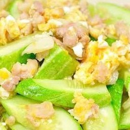 แตงกวาผัดไข่ราดข้าว-ไม่มีผัก