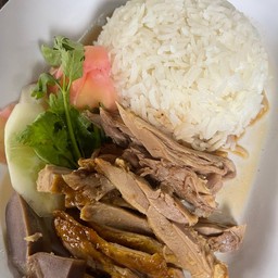 ข้าวหน้าเป็ดพะโล้