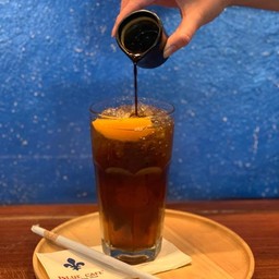 Ice Black Peach