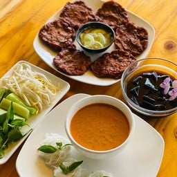 เซทขนมจีน