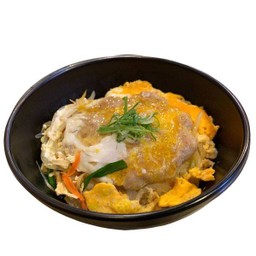 ข้าวแฮมเบิร์กหมูราดไข่ ฟรี กิมจิ