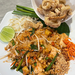 ผัดไทยโอลด์ทาวน์ Pad Thai Old Town นางเลิ้ง