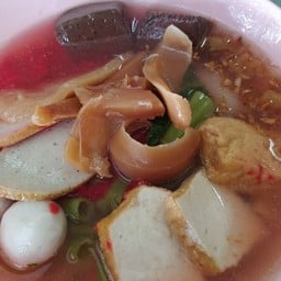 เกาเหลาเย็นตาโฟน้ำ