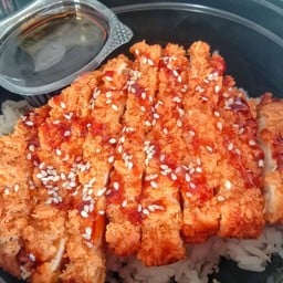 ข้าวสะโพกไก่กรอบเทอริยากิ (ไม่เผ็ด)