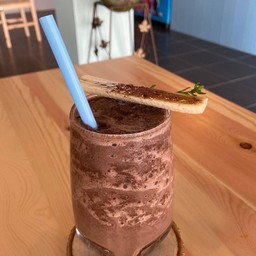โกโก้ กล้วยหอม ปั่น (Cocoa Banana Frappe)