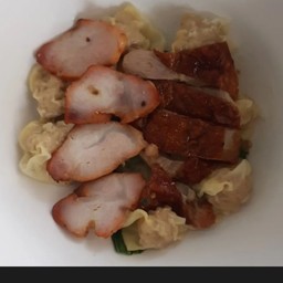 เกี้ยวเป็ด+หมูแดง
