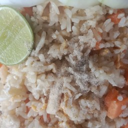 ข้าวผัดแหนม