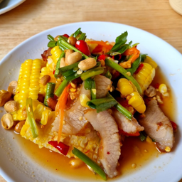 ตำข้าวโพดคอหมูย่าง