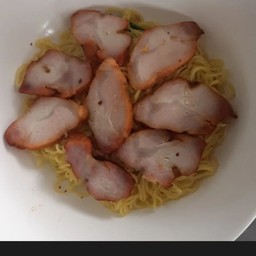 ก๋วยเตี๋ยวหมูแดง