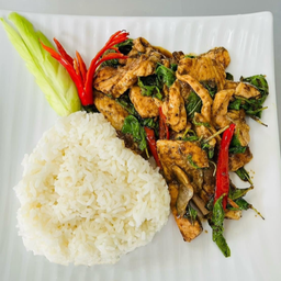 ข้าวผัดกะเพราแซลมอน