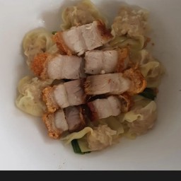 เกี้ยวหมูกรอบ
