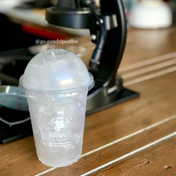 แก้วเปล่า+น้ำแข็ง