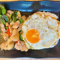 ข้าวกะเพราไก่(ไม่มีไข่ดาว)