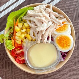 สลัดอกไก่ฉีก