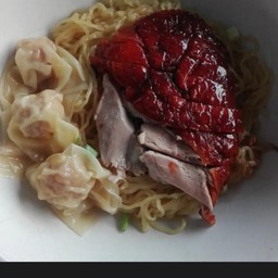 ก๋วยเตี๋ยวเกี้ยวเป็ด