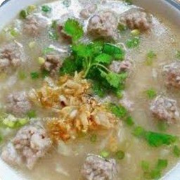 ข้าวต้มหมูสับ